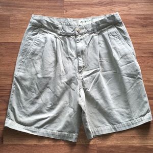 Eddie Bauer Pleated Front Khaki/Tan Shorts Size 35